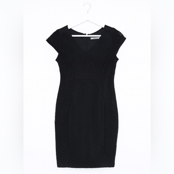 Marc New York Dresses & Skirts - Marc New York Andrew Marc Women’s Black Lace Sheath Dress Size 10